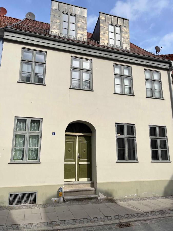 Im Zentrum Wohnen, Ruhe Geniessen Greifswald Ngoại thất bức ảnh